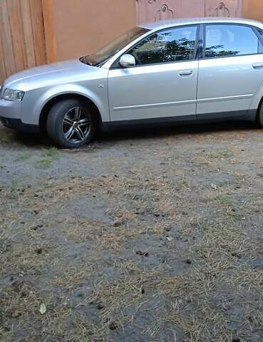 Серый Ауди А4, объемом двигателя 2 л и пробегом 337 тыс. км за 5300 $, фото 4 на Automoto.ua