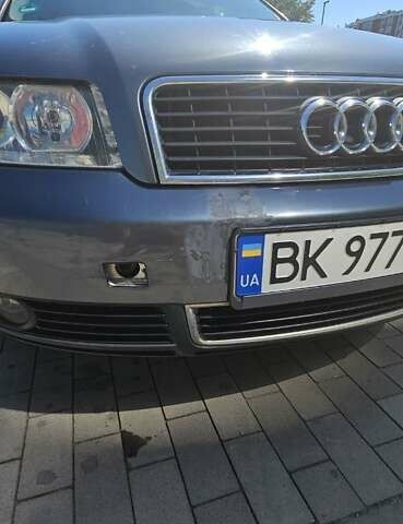 Сірий Ауді А4, об'ємом двигуна 2 л та пробігом 247 тис. км за 4700 $, фото 12 на Automoto.ua