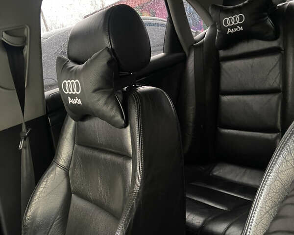 Сірий Ауді А4, об'ємом двигуна 2 л та пробігом 382 тис. км за 4500 $, фото 21 на Automoto.ua