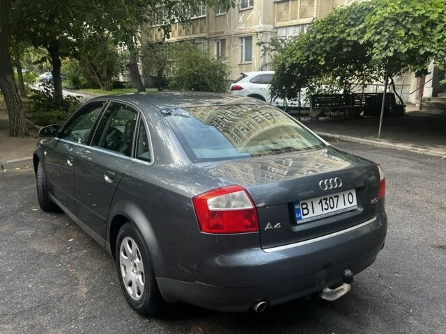 Сірий Ауді А4, об'ємом двигуна 2 л та пробігом 200 тис. км за 4000 $, фото 2 на Automoto.ua