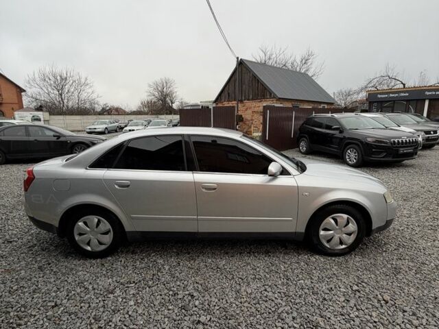 Серый Ауди А4, объемом двигателя 2 л и пробегом 305 тыс. км за 4999 $, фото 3 на Automoto.ua