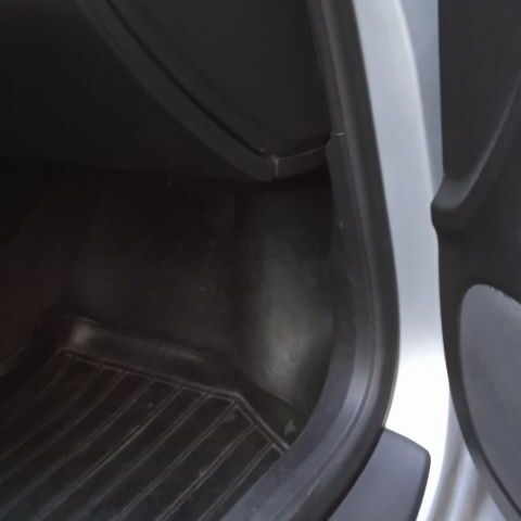 Сірий Ауді А4, об'ємом двигуна 2 л та пробігом 337 тис. км за 5500 $, фото 7 на Automoto.ua