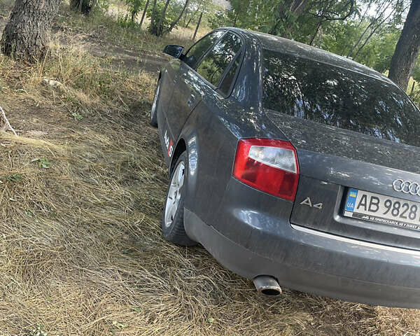 Сірий Ауді А4, об'ємом двигуна 1.98 л та пробігом 278 тис. км за 4450 $, фото 4 на Automoto.ua