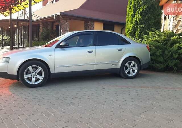 Сірий Ауді А4, об'ємом двигуна 2 л та пробігом 257 тис. км за 6000 $, фото 3 на Automoto.ua