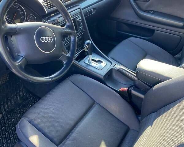 Серый Ауди А4, объемом двигателя 1.98 л и пробегом 270 тыс. км за 4599 $, фото 6 на Automoto.ua