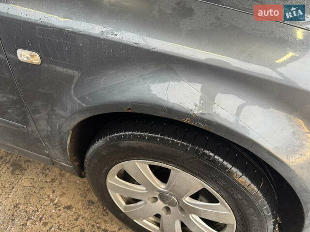 Серый Ауди А4, объемом двигателя 2.5 л и пробегом 370 тыс. км за 5000 $, фото 6 на Automoto.ua