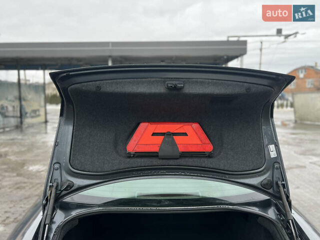 Серый Ауди А4, объемом двигателя 1.6 л и пробегом 428 тыс. км за 4299 $, фото 28 на Automoto.ua