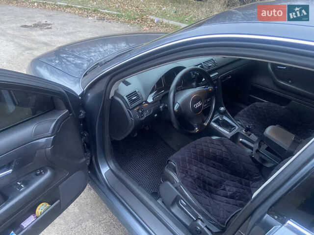 Сірий Ауді А4, об'ємом двигуна 2 л та пробігом 382 тис. км за 4500 $, фото 11 на Automoto.ua