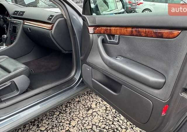 Серый Ауди А4, объемом двигателя 2 л и пробегом 198 тыс. км за 5650 $, фото 7 на Automoto.ua