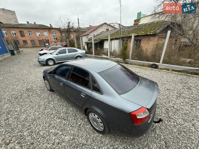 Серый Ауди А4, объемом двигателя 2 л и пробегом 250 тыс. км за 3600 $, фото 9 на Automoto.ua