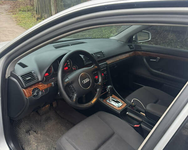 Серый Ауди А4, объемом двигателя 1.98 л и пробегом 358 тыс. км за 4200 $, фото 5 на Automoto.ua