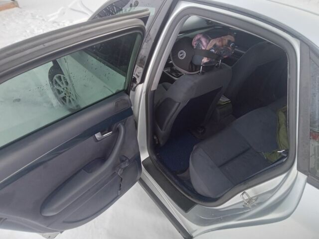 Серый Ауди А4, объемом двигателя 2 л и пробегом 288 тыс. км за 3800 $, фото 9 на Automoto.ua