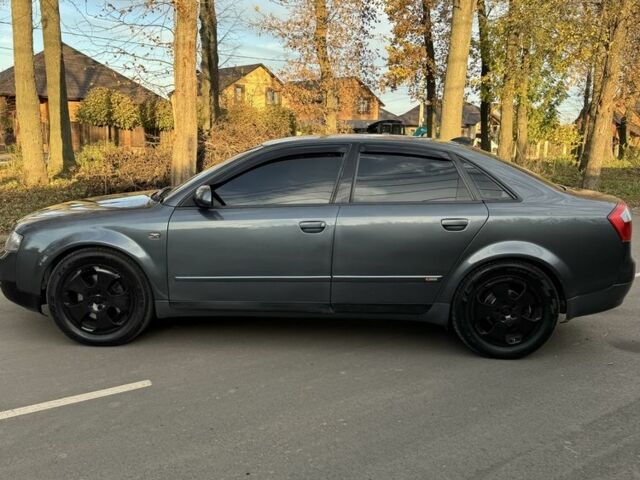 Серый Ауди А4, объемом двигателя 2.5 л и пробегом 300 тыс. км за 4500 $, фото 2 на Automoto.ua