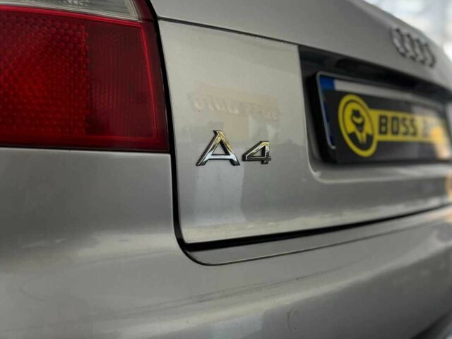 Сірий Ауді А4, об'ємом двигуна 1.6 л та пробігом 249 тис. км за 4500 $, фото 23 на Automoto.ua