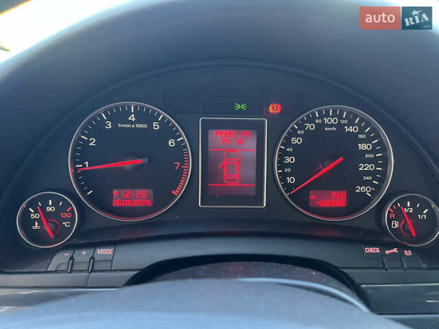 Сірий Ауді А4, об'ємом двигуна 1.6 л та пробігом 402 тис. км за 4200 $, фото 13 на Automoto.ua