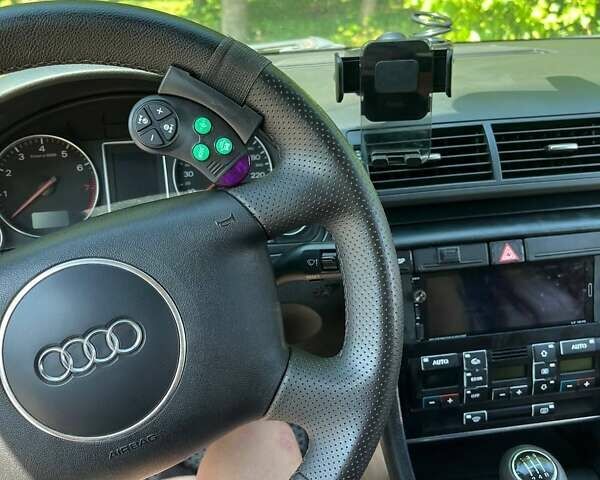 Сірий Ауді А4, об'ємом двигуна 1.6 л та пробігом 245 тис. км за 6500 $, фото 16 на Automoto.ua