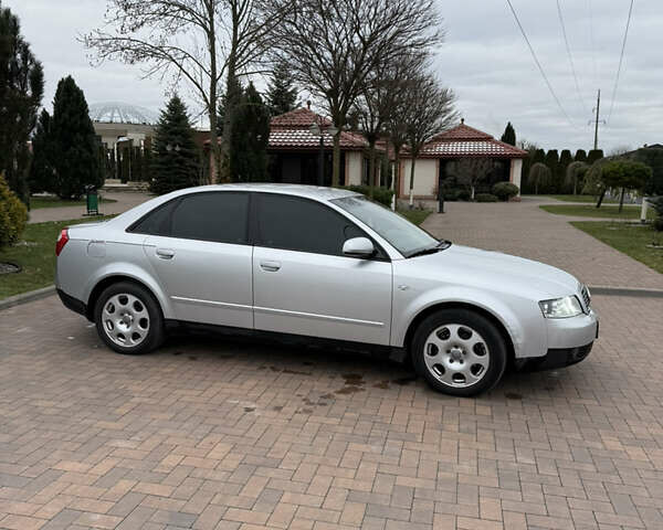 Сірий Ауді А4, об'ємом двигуна 1.98 л та пробігом 196 тис. км за 5300 $, фото 1 на Automoto.ua