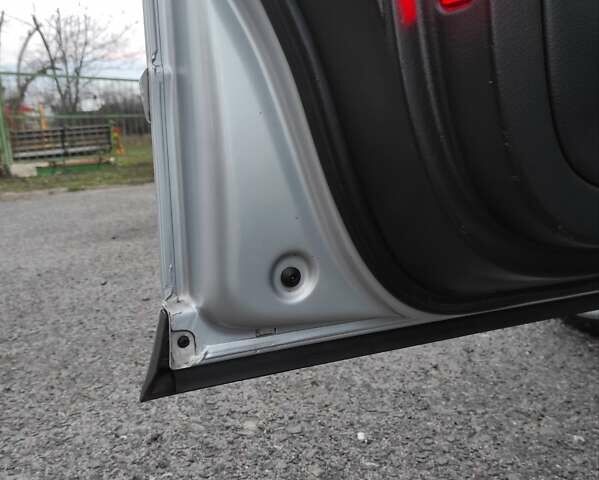 Серый Ауди А4, объемом двигателя 1.6 л и пробегом 212 тыс. км за 5800 $, фото 14 на Automoto.ua