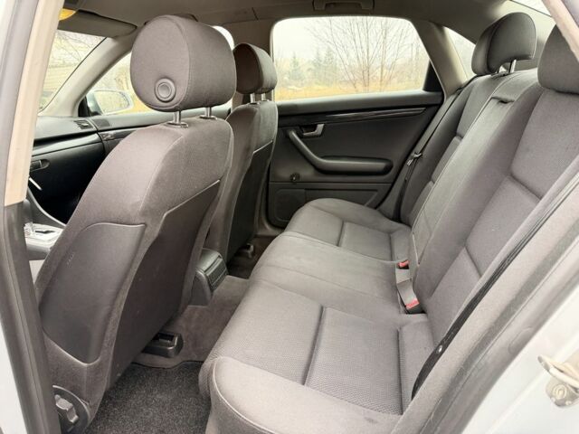 Сірий Ауді А4, об'ємом двигуна 2 л та пробігом 240 тис. км за 2650 $, фото 12 на Automoto.ua