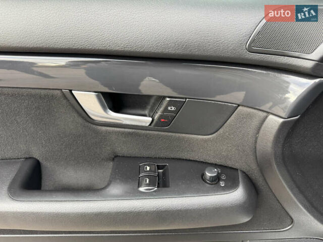 Серый Ауди А4, объемом двигателя 1.6 л и пробегом 250 тыс. км за 4650 $, фото 41 на Automoto.ua