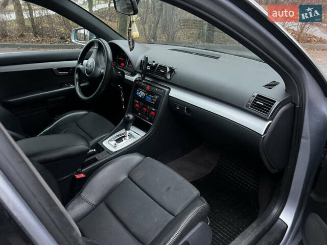 Сірий Ауді А4, об'ємом двигуна 2.5 л та пробігом 452 тис. км за 5900 $, фото 16 на Automoto.ua