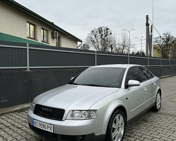 Сірий Ауді А4, об'ємом двигуна 1.6 л та пробігом 259 тис. км за 4600 $, фото 3 на Automoto.ua