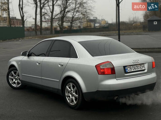 Сірий Ауді А4, об'ємом двигуна 2 л та пробігом 236 тис. км за 4200 $, фото 4 на Automoto.ua