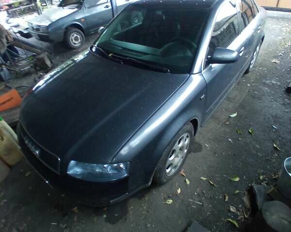 Сірий Ауді А4, об'ємом двигуна 2.5 л та пробігом 340 тис. км за 5500 $, фото 5 на Automoto.ua
