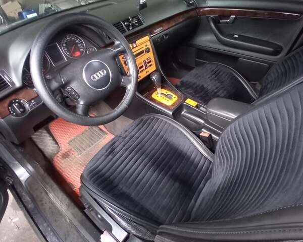 Сірий Ауді А4, об'ємом двигуна 2.5 л та пробігом 340 тис. км за 5500 $, фото 4 на Automoto.ua