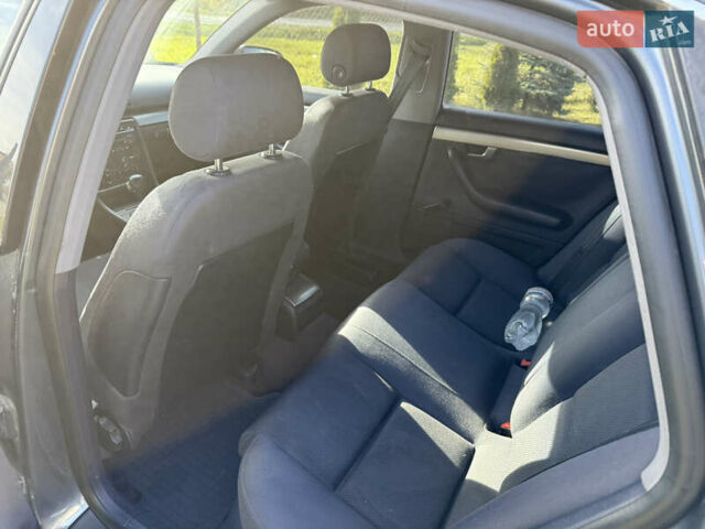 Сірий Ауді А4, об'ємом двигуна 1.78 л та пробігом 260 тис. км за 4600 $, фото 9 на Automoto.ua