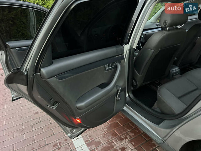 Сірий Ауді А4, об'ємом двигуна 1.98 л та пробігом 271 тис. км за 5700 $, фото 13 на Automoto.ua