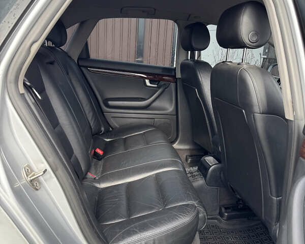 Сірий Ауді А4, об'ємом двигуна 2.5 л та пробігом 320 тис. км за 4300 $, фото 5 на Automoto.ua