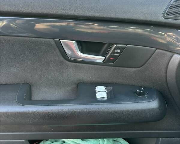 Серый Ауди А4, объемом двигателя 1.6 л и пробегом 392 тыс. км за 4500 $, фото 11 на Automoto.ua