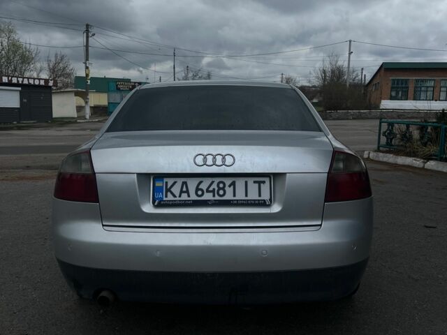 Серый Ауди А4, объемом двигателя 2 л и пробегом 393 тыс. км за 5500 $, фото 5 на Automoto.ua