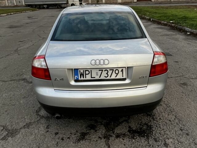 Серый Ауди А4, объемом двигателя 0 л и пробегом 250 тыс. км за 2850 $, фото 3 на Automoto.ua