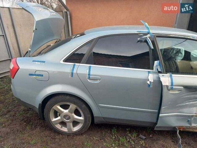 Сірий Ауді А4, об'ємом двигуна 1.8 л та пробігом 440 тис. км за 2000 $, фото 3 на Automoto.ua