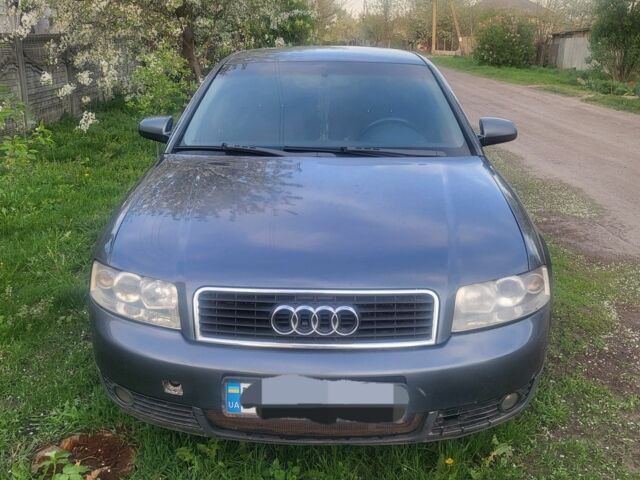 Сірий Ауді А4, об'ємом двигуна 1.8 л та пробігом 320 тис. км за 2900 $, фото 1 на Automoto.ua
