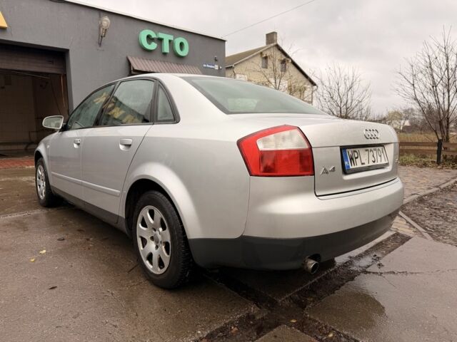 Сірий Ауді А4, об'ємом двигуна 2 л та пробігом 240 тис. км за 2650 $, фото 9 на Automoto.ua