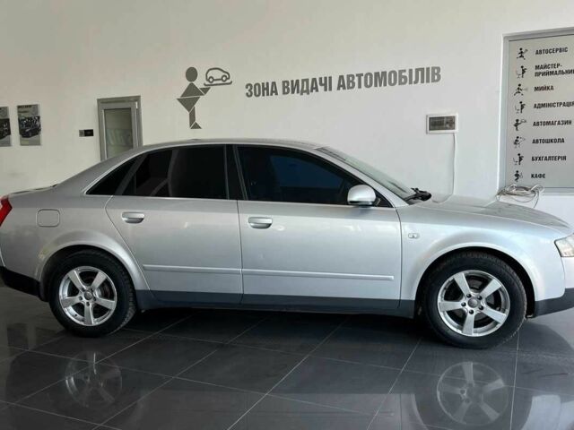 Сірий Ауді А4, об'ємом двигуна 1.6 л та пробігом 249 тис. км за 4500 $, фото 2 на Automoto.ua