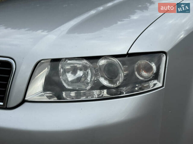 Серый Ауди А4, объемом двигателя 1.6 л и пробегом 250 тыс. км за 4650 $, фото 6 на Automoto.ua