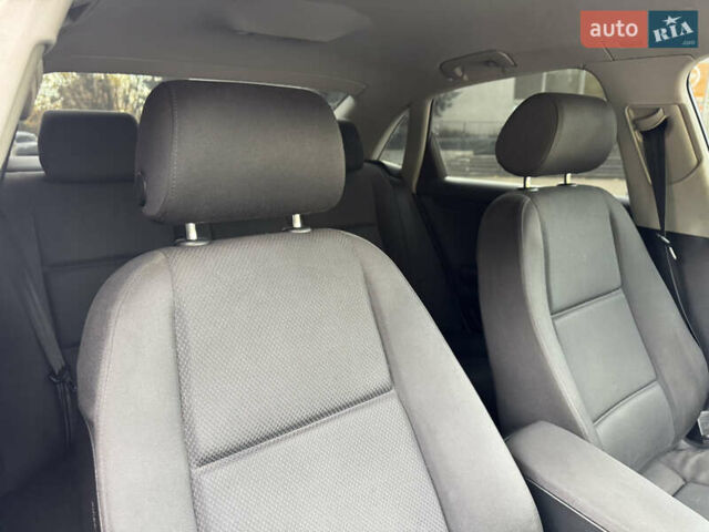 Серый Ауди А4, объемом двигателя 1.6 л и пробегом 250 тыс. км за 4650 $, фото 32 на Automoto.ua