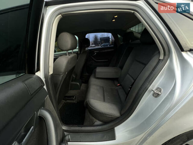 Сірий Ауді А4, об'ємом двигуна 1.6 л та пробігом 310 тис. км за 4450 $, фото 33 на Automoto.ua