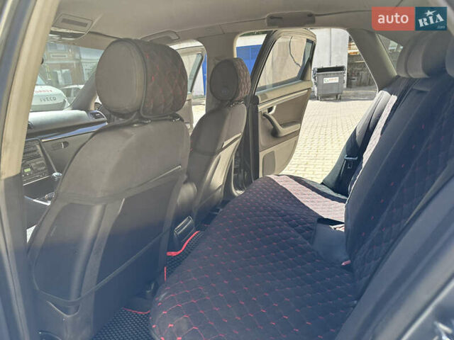Сірий Ауді А4, об'ємом двигуна 2 л та пробігом 158 тис. км за 5400 $, фото 10 на Automoto.ua