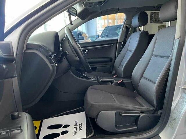 Сірий Ауді А4, об'ємом двигуна 1.6 л та пробігом 249 тис. км за 4500 $, фото 10 на Automoto.ua