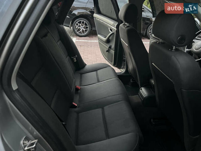 Сірий Ауді А4, об'ємом двигуна 1.98 л та пробігом 271 тис. км за 5700 $, фото 9 на Automoto.ua