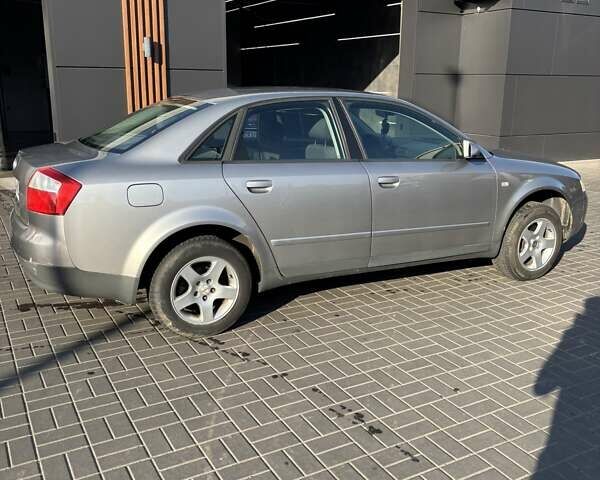 Серый Ауди А4, объемом двигателя 1.6 л и пробегом 392 тыс. км за 4500 $, фото 4 на Automoto.ua