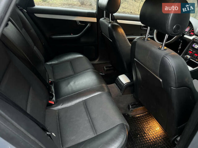 Сірий Ауді А4, об'ємом двигуна 2.5 л та пробігом 452 тис. км за 5900 $, фото 17 на Automoto.ua