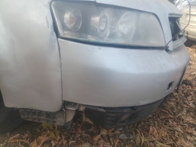 Сірий Ауді А4, об'ємом двигуна 1.8 л та пробігом 27 тис. км за 2200 $, фото 4 на Automoto.ua