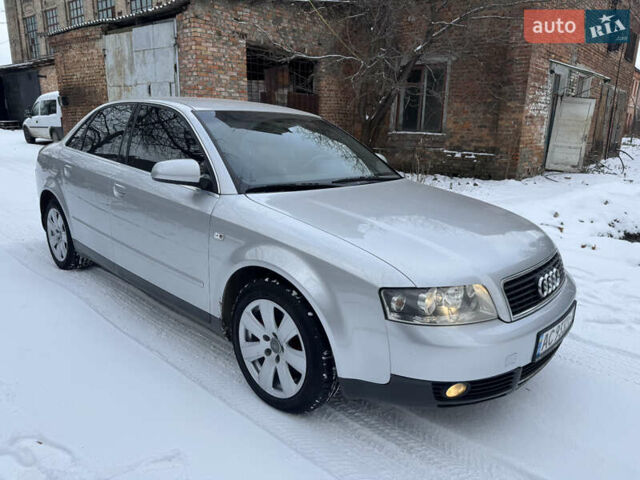 Сірий Ауді А4, об'ємом двигуна 1.6 л та пробігом 259 тис. км за 4500 $, фото 14 на Automoto.ua