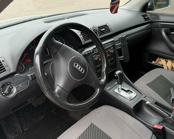 Сірий Ауді А4, об'ємом двигуна 1.98 л та пробігом 196 тис. км за 5300 $, фото 9 на Automoto.ua